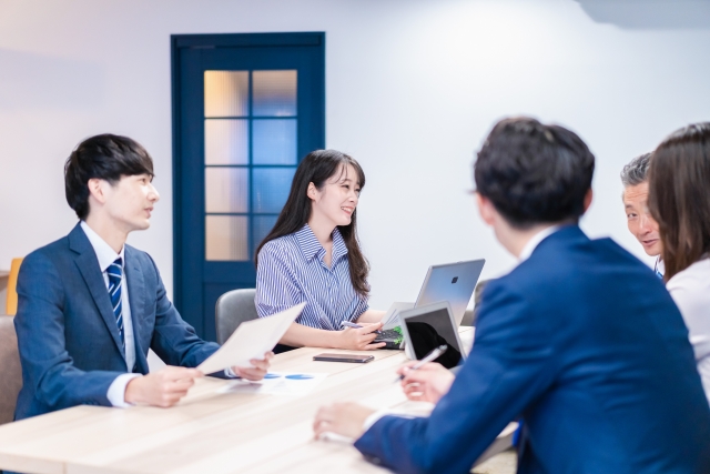 クライアントの要望に応じWEBコンサルティング及びマーケティングコンサルティングを行う